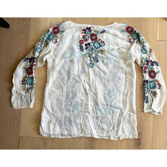 Johnny Was Kikimu Embroidered Crinkle Tunic - Size Medium - Picture 3 of 9